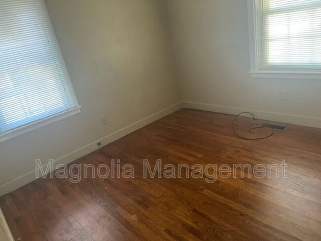 Photo - 111 S Elizabeth St