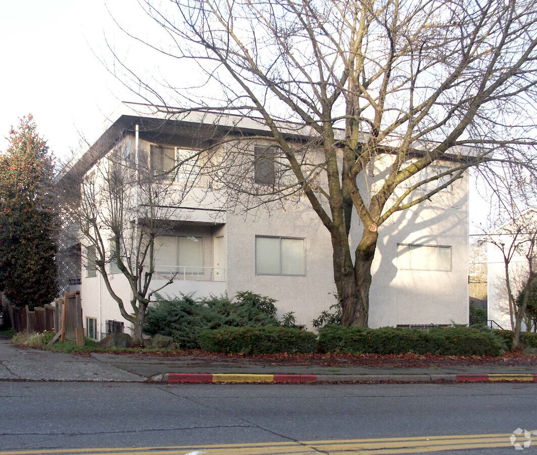 Photo - Trenton Apartments