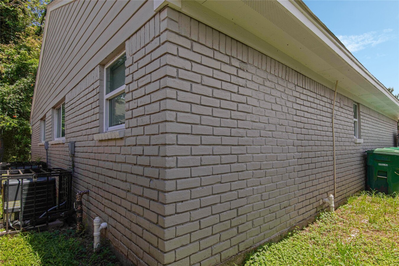 Photo - 3621 Mainer St