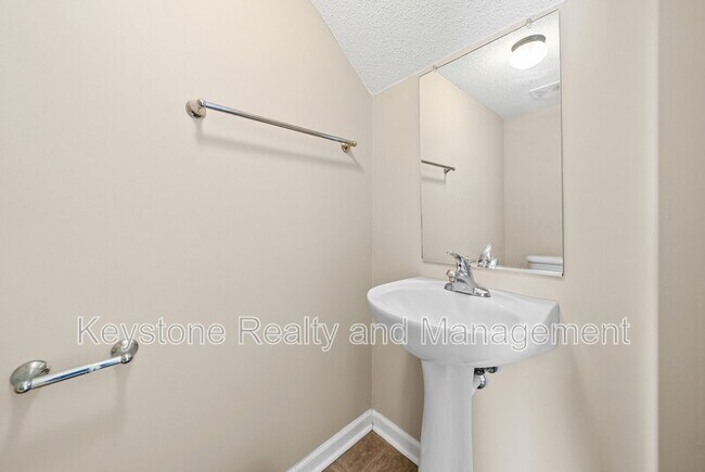 816 Oak Arbor Ct