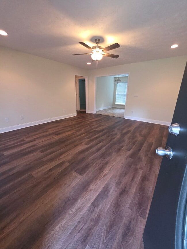 Photo - 22 Shadowridge Ln