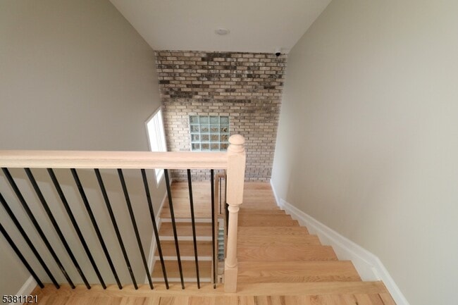 Photo - 385 Lafayette St Unit 2