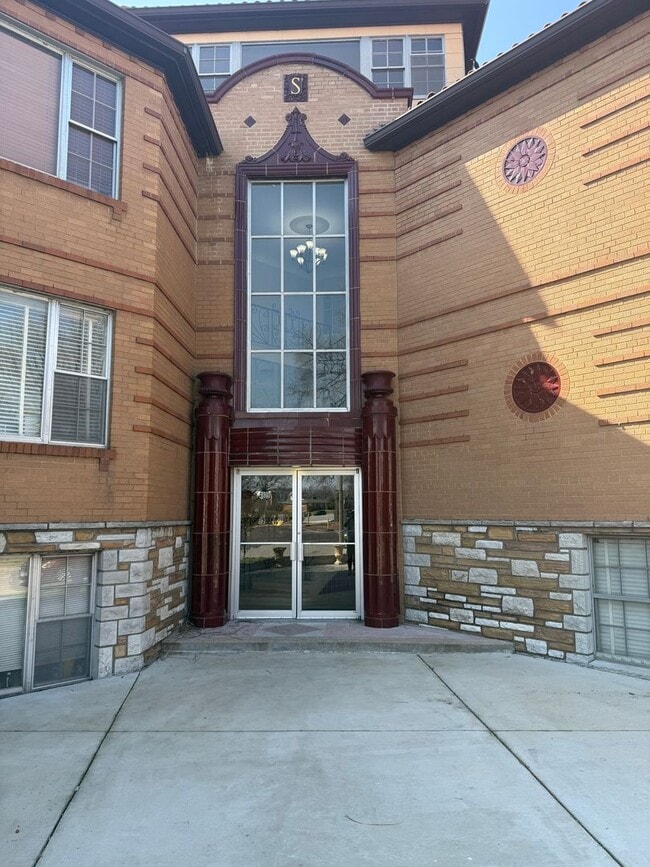 Photo - 89 Willmore Rd Unit 89 Willmore Rd, 2N