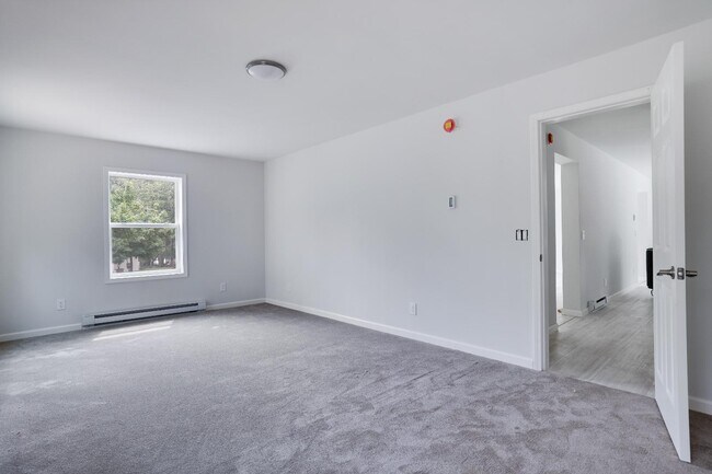 Photo - 458 Country Pl Dr