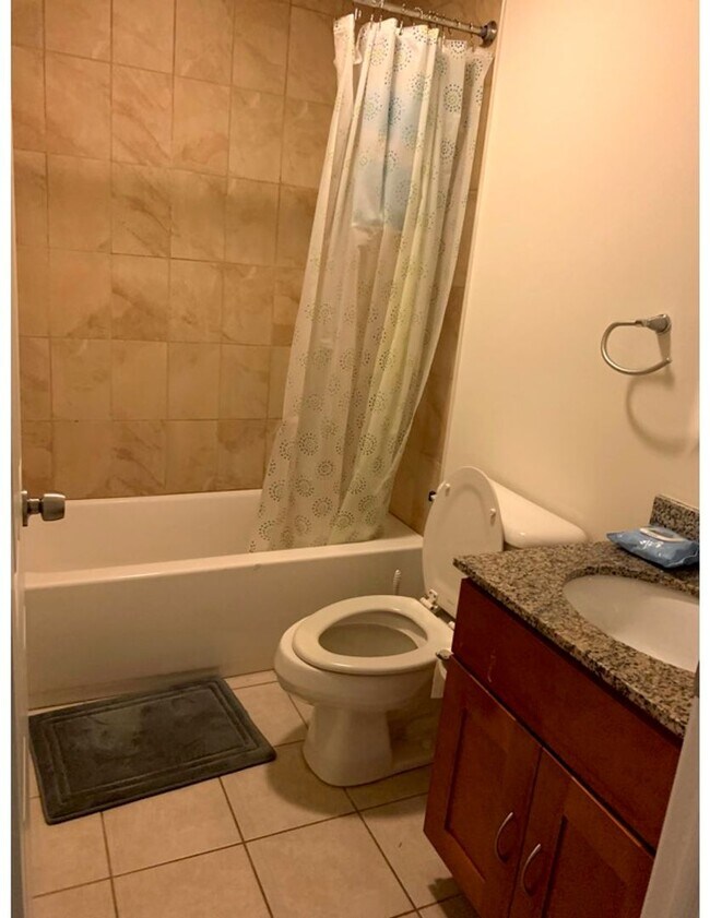 Photo - 4317 Sansom St Unidad 2