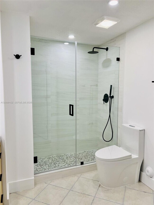 Photo - 3500 Coral Wy Unit 1102