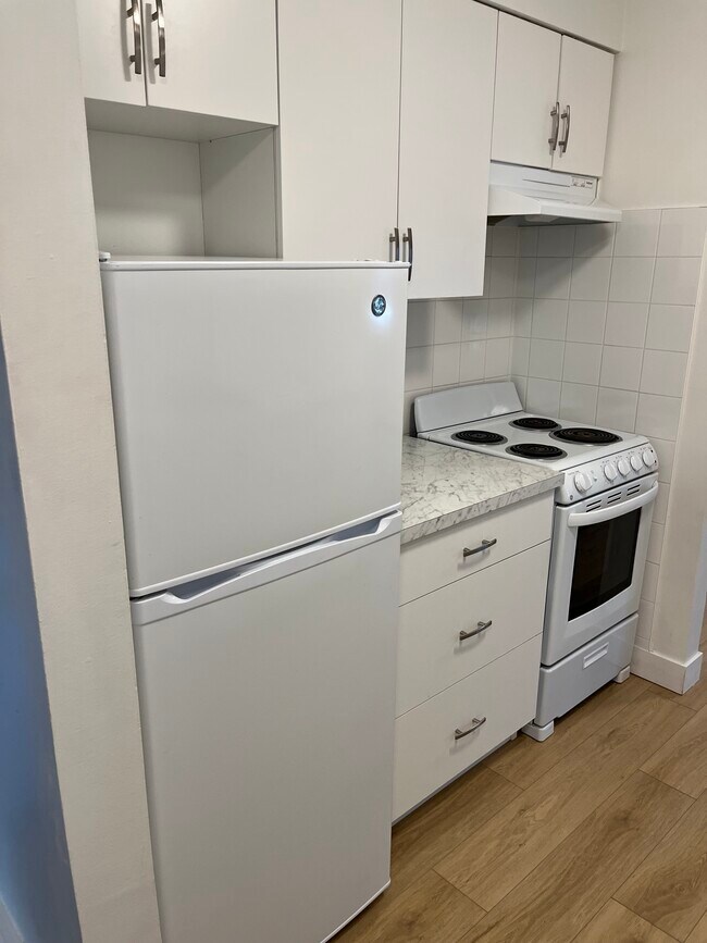 Garibaldi Court - 128