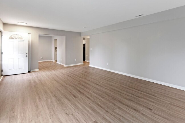 The Lenox Apartment Homes