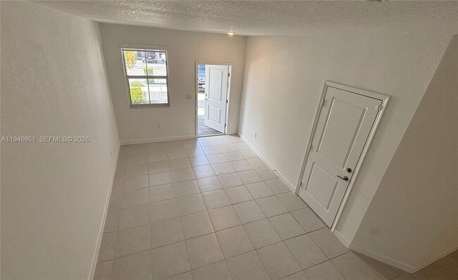 Photo - 2622 SE 10th St