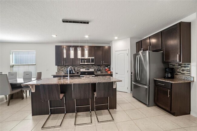 817 Boca Vista Ct
