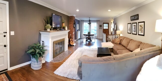 Photo - 939 N Crestway St