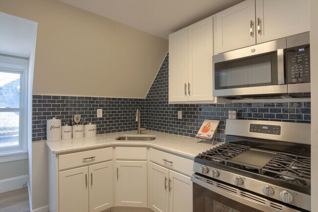 Photo - 1523 N 2nd St Unit Apt #3