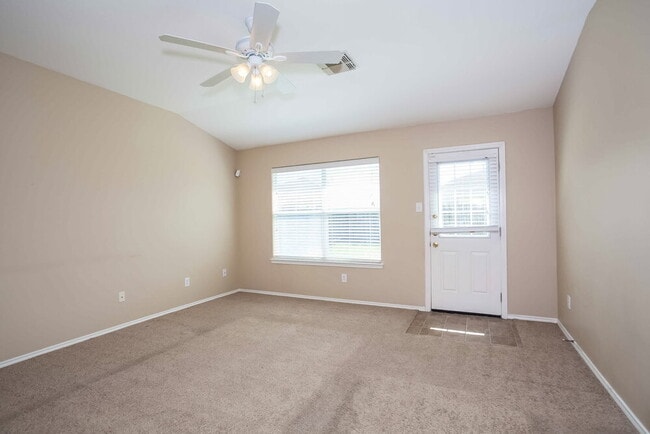 Photo - 8223 Wainwright Way