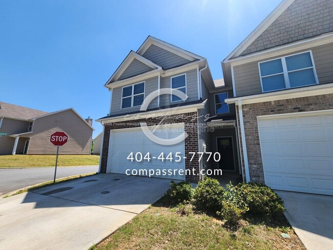 Photo - 220 Lyndon Wy NW