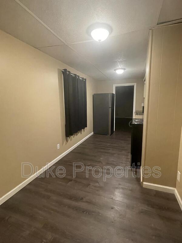 Photo - 681 County Rte 54 Unidad 127 Rental