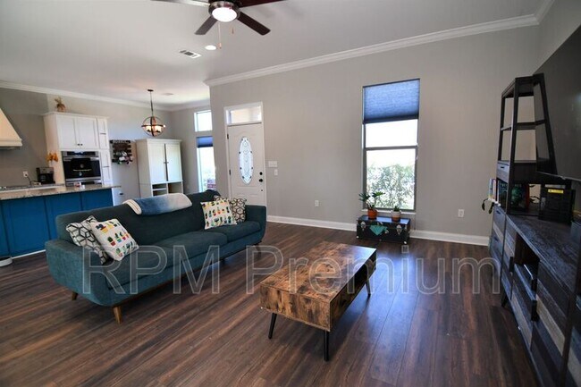Photo - 2582 Boudreaux Ave