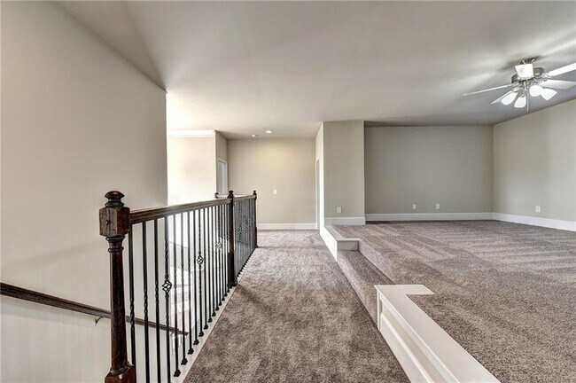 Photo - 4252 Shandi Cove