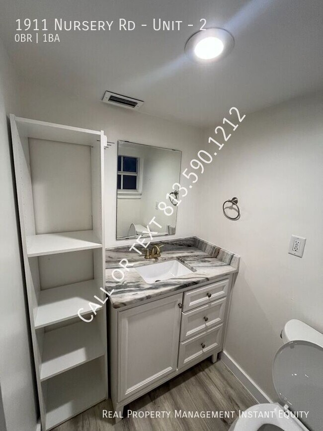 Photo - 1911 Nursery Rd Unidad 2