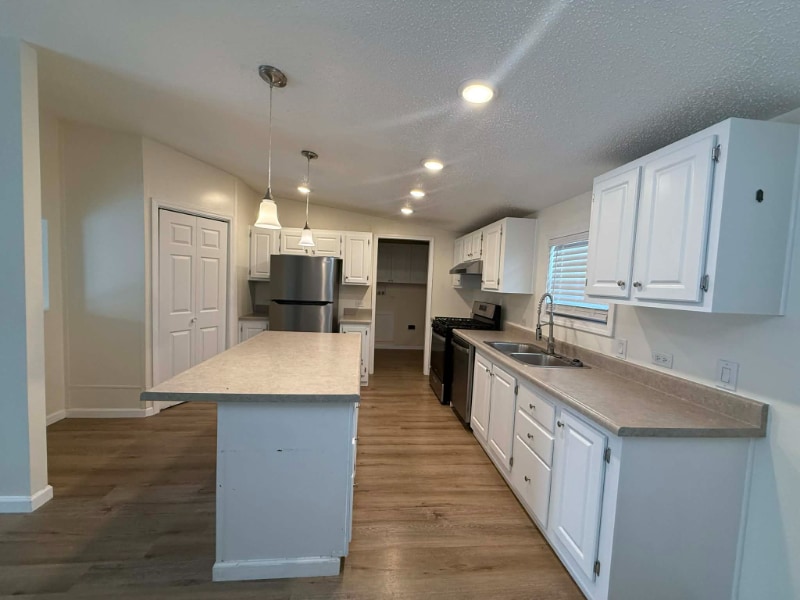 Photo - 3319 Ridgewood Ave