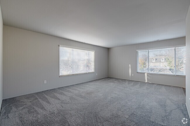 2BR, 1BA Living Room