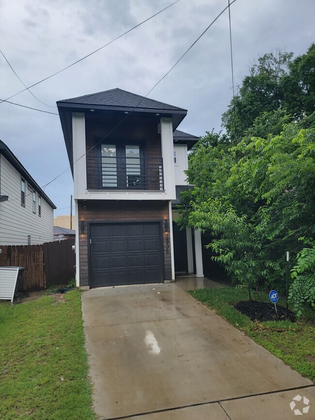 Building Photo - 2336 Starks Ave Rental