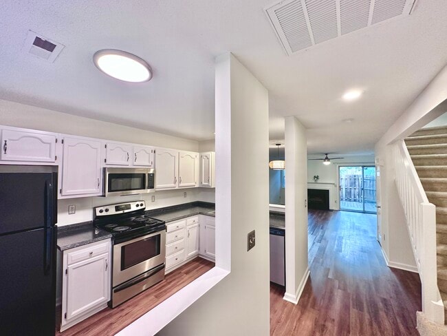 Photo - 9204 4 Mile Creek Rd