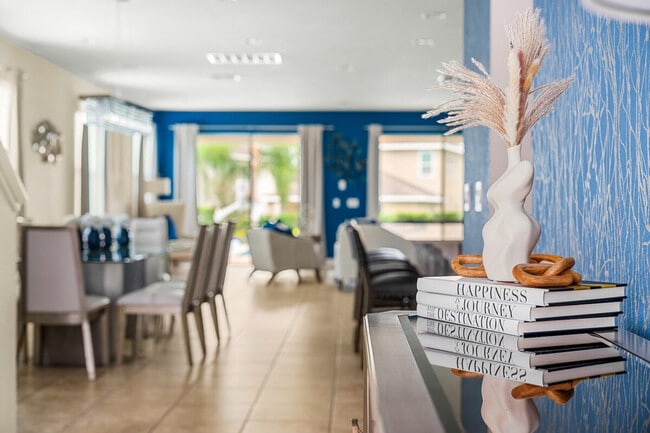 Photo - 421 Burma St Unidad SI ID1473064P