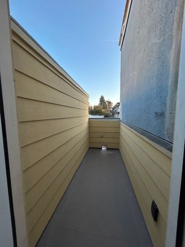 Photo - COMING SOON- Comfortable room, has communal kitchenette, and bathrooms Unit 8