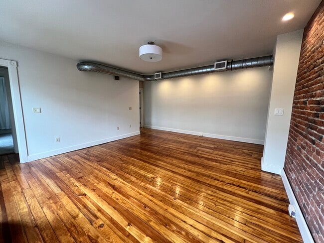 838 W Gordon St Unit 838 Gordon St