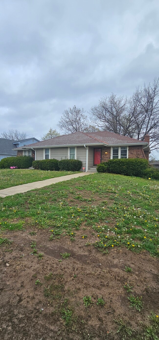 Photo - 11418 E 71st St