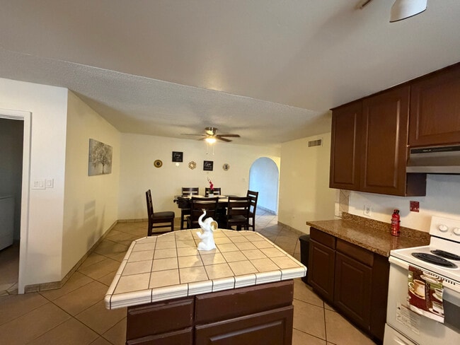 Photo - 8119 W Glenrosa Ave