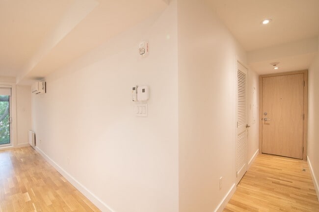 Photo - 3195 Av. Van Horne Unité 302