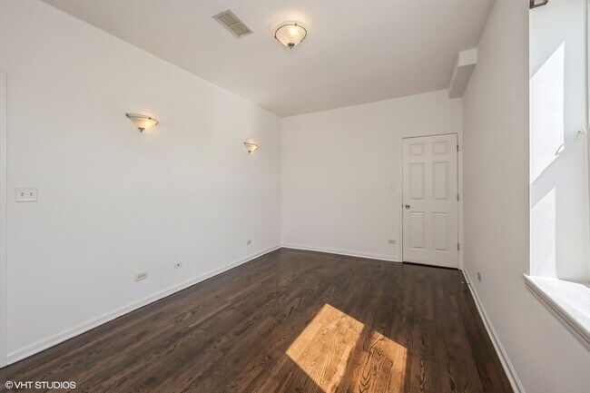 Photo - 3510 W Palmer St Unit 3E