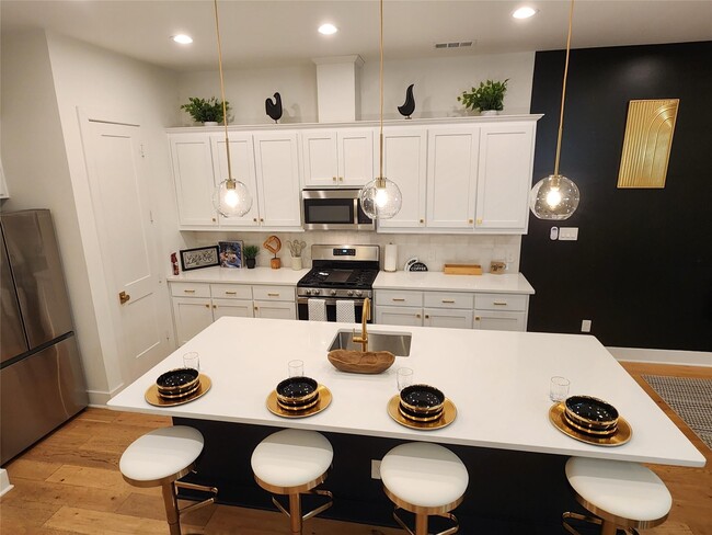 Photo - 5316 East Side Ave