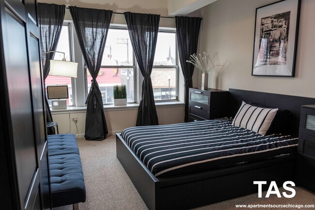 Photo - 4217 W Irving Park Rd Unit 2B