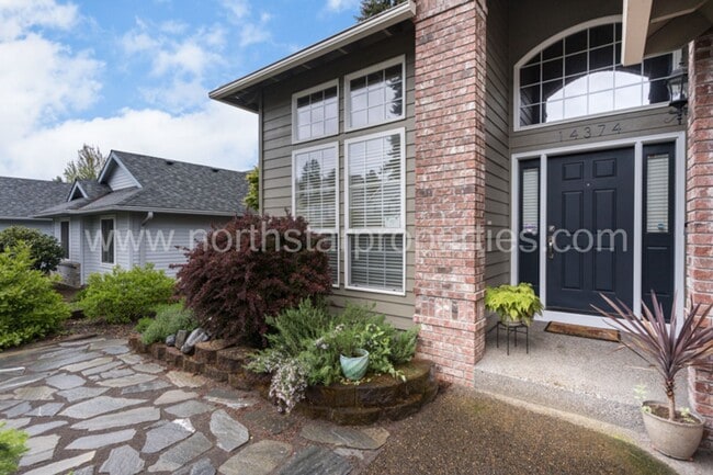 Photo - Beautiful Spacious Home in Tigard