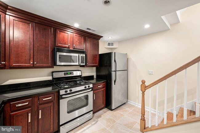 Photo - 1027 N 4th St