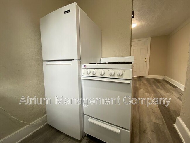 Photo - 109 James Ave Unidad Bottom - Right