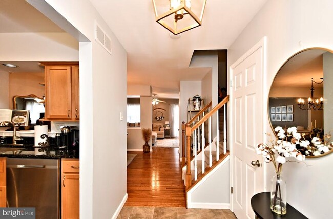 Photo - 4530 Louise St Claire Dr
