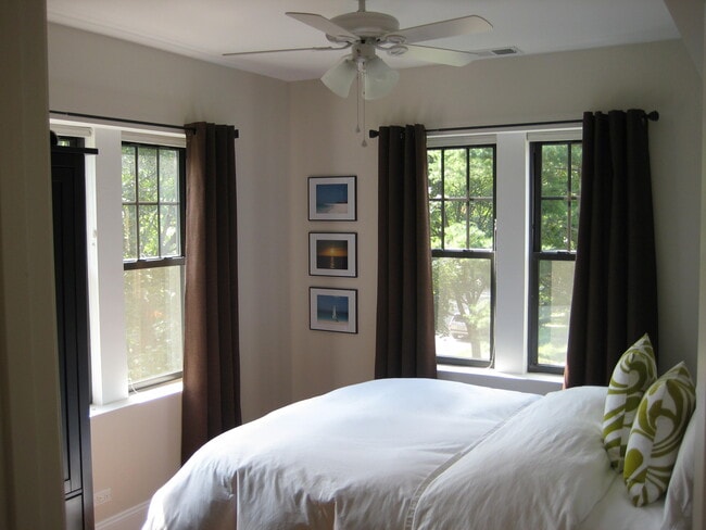 Photo - 2314 Sherman Ave Unit Large Evanston 2 bed, 1 bath