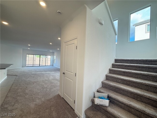 Photo - 7516 Castlegreen Ave