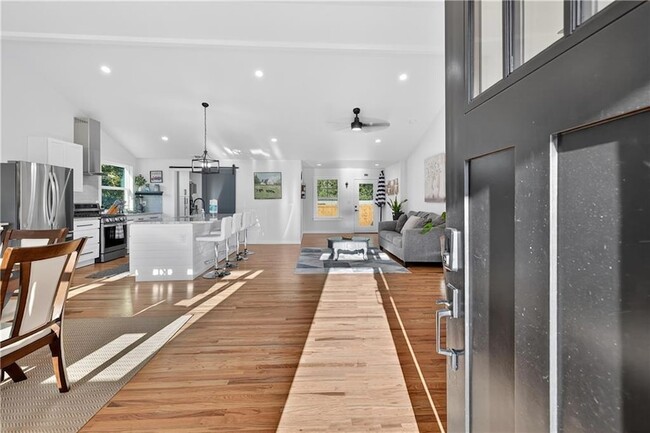 Photo - 1324 Ace Mcmillian Rd