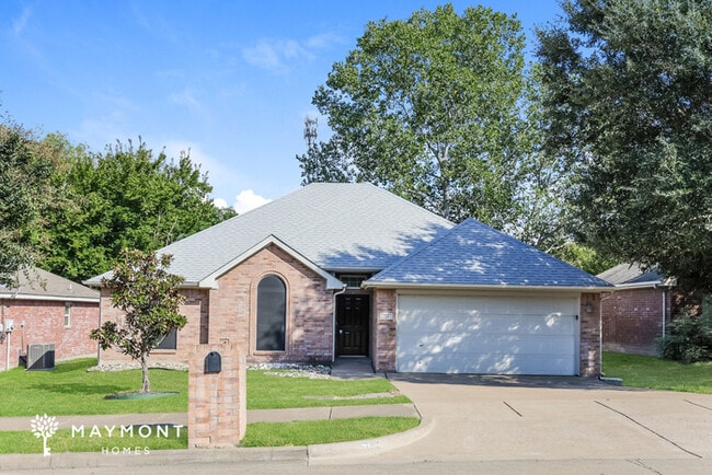 Photo - 722 Mr Haney Dr