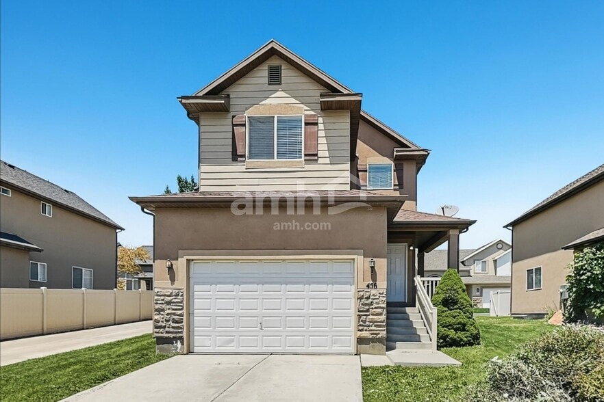 456 W Bountiful Wy