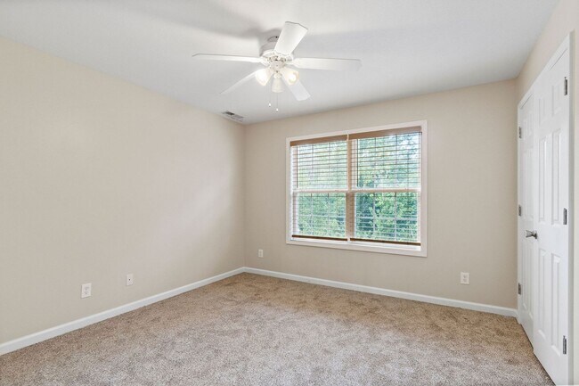 Photo - Come take a look at this 5 bedroom beauty!