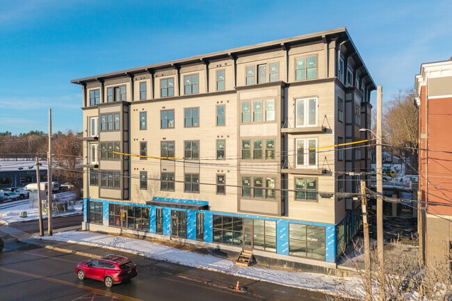 Exterior Image - 17-23 Park St