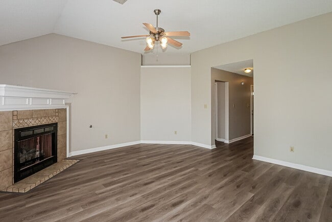 7470 Jennifer Dr