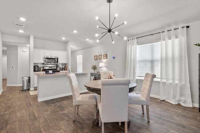 Photo - 14013 Heywood Dr