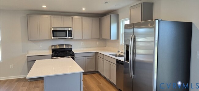 Photo - 325 Wilson Crk Dr