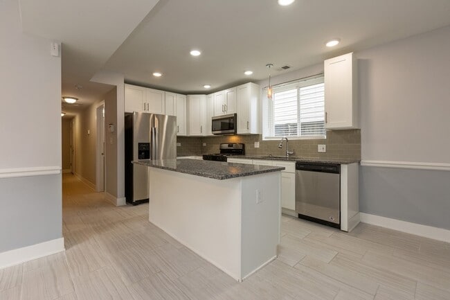 Photo - 5302 W Ohio St